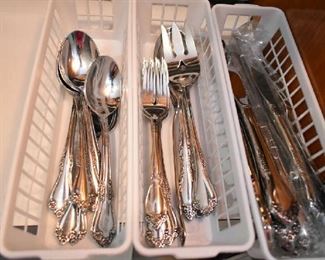 FLATWARE