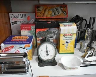 PASTA MAKERS
