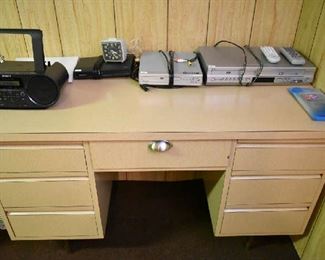 DESK, ELECTRONICS