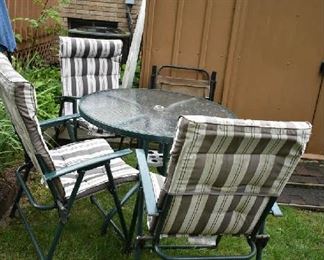 PATIO SET