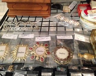 Jay Strongwater frames; tiara 