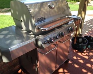 Very nice Weber grill