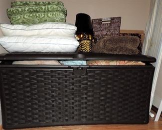 WICKER STORAGE CHEST AND PILLOWS