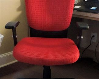 RED ROLLING OFFICE CHAIR