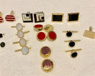 Mens' cufflinks and studs