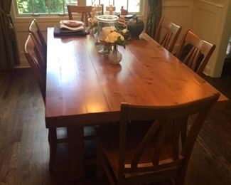 BEAUTIFUL RUSTIC LOOK DINING TABLE AND CHAIRS