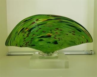 Art glass bowl