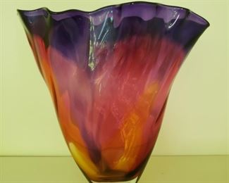 Art glass vase