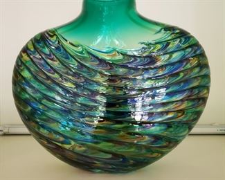 Art glass vase