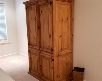 Pine armoire