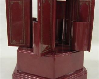 ROTATING CIGARETTE MUSICAL DISPENSER