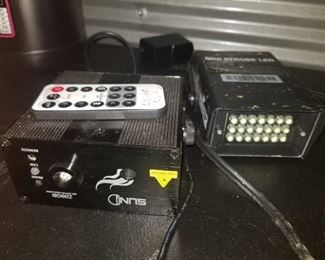 2 Mini Strobe Lights