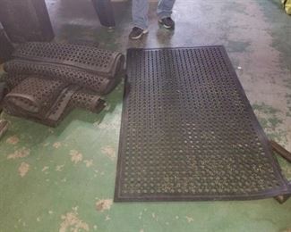 5 Rubber Mats 36in x 60in