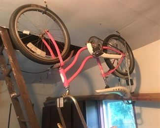 Pink girls Schwinn bike