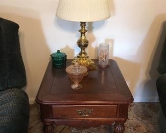 End table / side table
