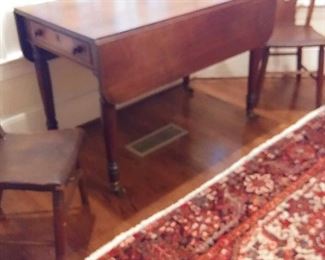 mahogany drop leaf table with 2 drawers