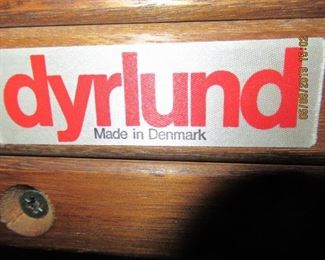 $ 800.00 DYRLUND TEAK TABLE HAS 6 MATCHING CHAIRS AND TWO TABLE EXTENSIONS, ASKING $800.00
