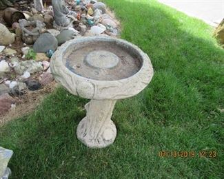 $50.00 BIRD BATH FOREST OR TREE SCENE ASKING $50.00