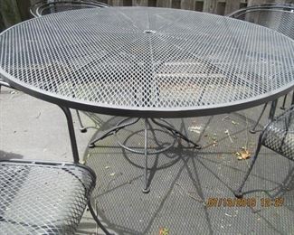 $200.00 MCM TABLE AND CHAIR SET ASKING $200.00