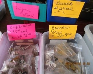 CLIP EARRINGS AND BROOCHES