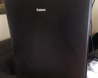 Galanz Dorm Size Refrigerator
