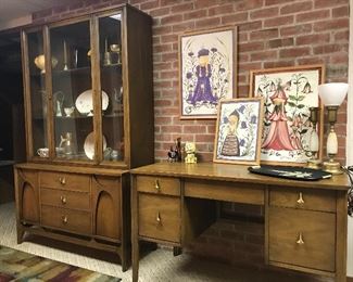 Broyhill Brasilia desk (as is, missing the vanity panel)