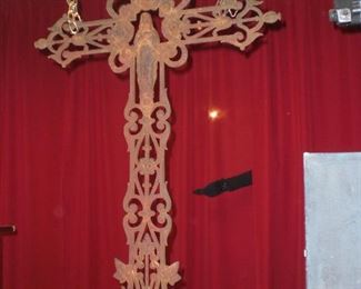 2' cast iron cross with Madonna and 7 roses