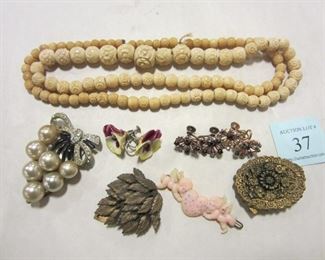 Vintage costume jewellery, bone necklace