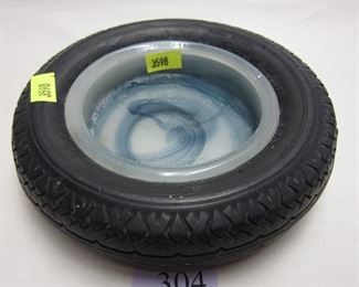 glass tire advertising tire ashtray with Acro Agate insert