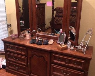 Nice dresser with trifold mirror