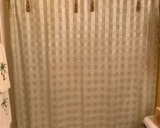 Shower curtains and accessories in ALL bathrooms must be sold!