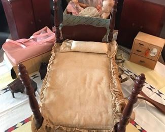Vintage/antique doll furniture and dolls