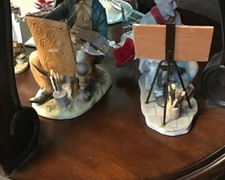 Figurines