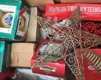 More ornaments and decorations!