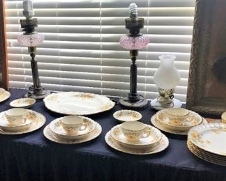 Daisy USA Limoges, gold rimmed