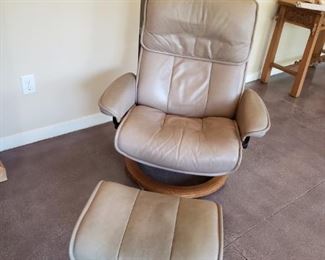 Yes, there are two Ekornes Danish Stressless Chairs