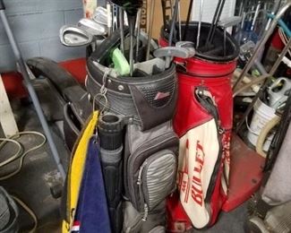 (2) Vintage golf bags & assorted clubs Calaway, Taylor Ping etc