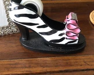shoe tape dispenser