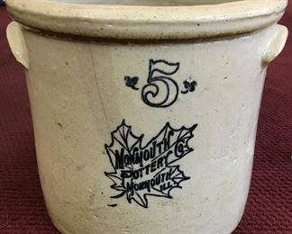Monmouth Pottery crock 5 gallon (small crack) 