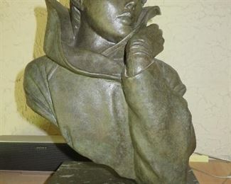 Bronze Bust on Marble 
Peralta
