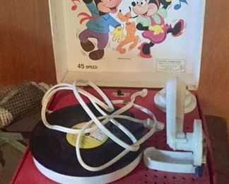 Vintage Mickey Mouse Record Player, works, needs new needle