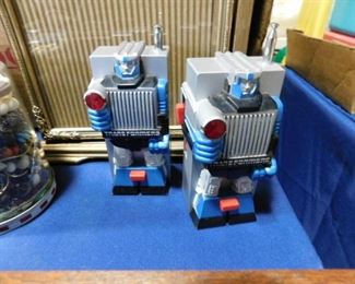 Transformer walkie talkies