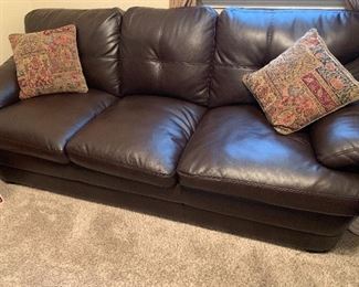 Leather queen size sleeper sofa