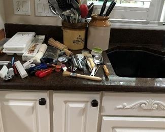 knives, kitchen utensils
