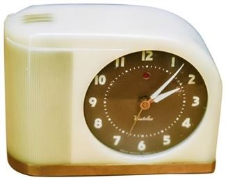 46. WESTCLOX Electric Clock