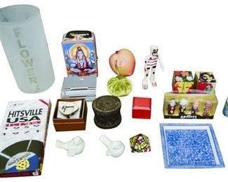 70. Miscellaneous Lot of Novelty Ceramic Artist Items