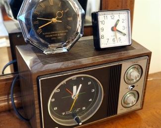 TGNY Electric Clock Radio, Model #E4540 And Battery Powered Desk Clocks