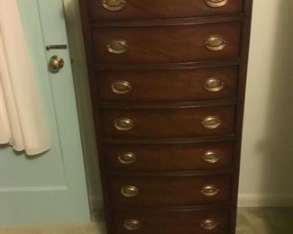 Mahogany Lingerie Chest of Drawers (National of Mt. Airy, N.C. Furniture Company)
