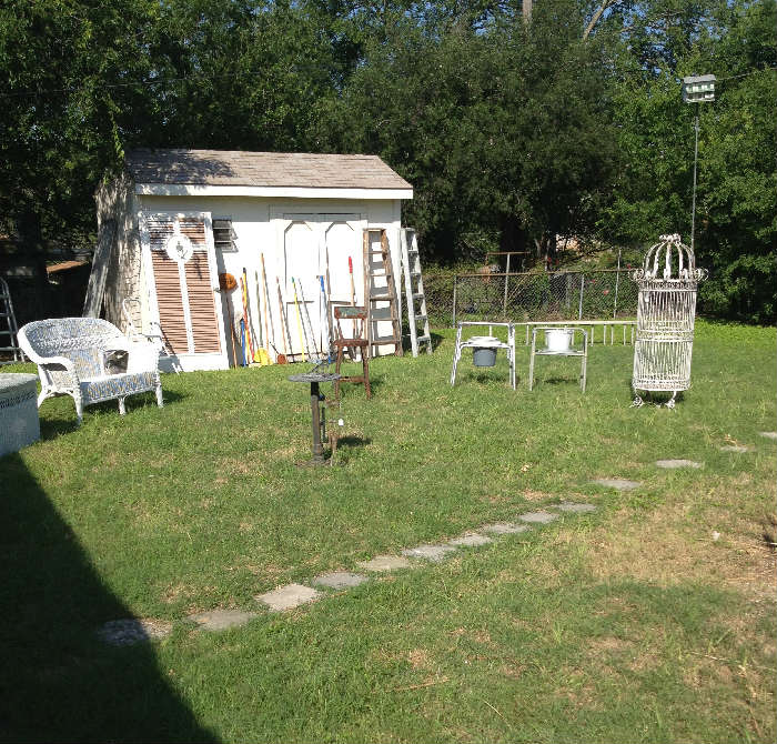outdoor wicker, tools