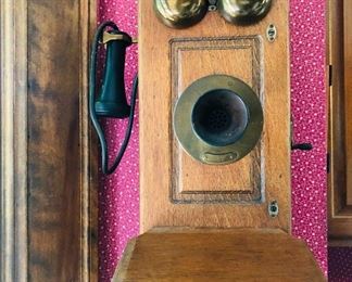 antique oak wall mounted telephone/great condition!